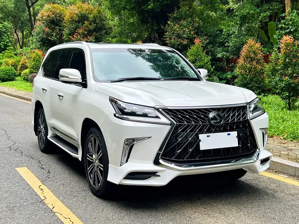 Lexus LX — миниатюра 3