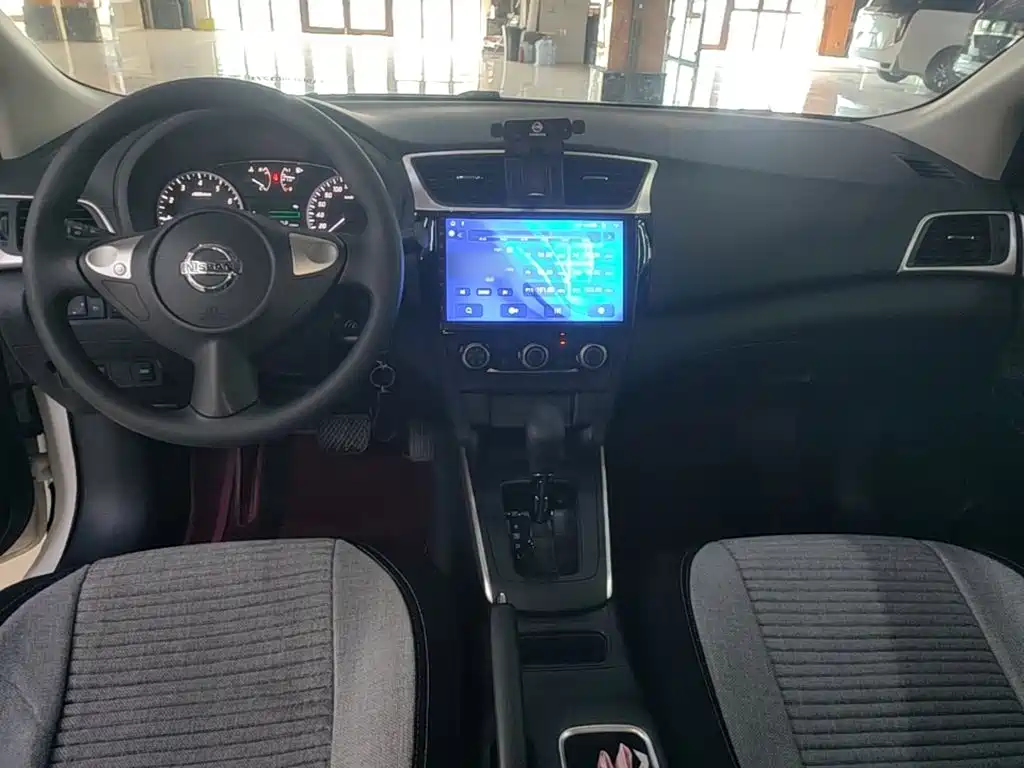 Nissan Sylphy — миниатюра 10