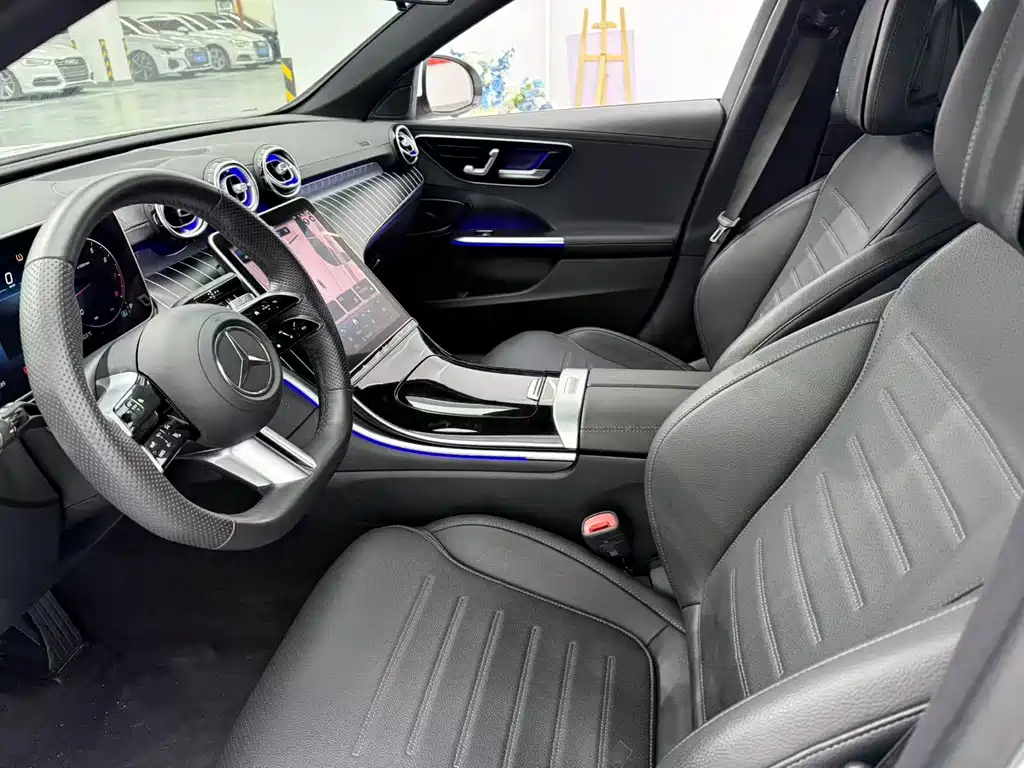 Mercedes-Benz C-Class — миниатюра 4