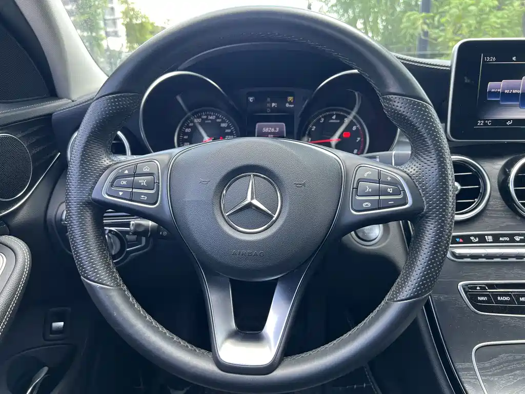 Mercedes-Benz C-Class — миниатюра 18