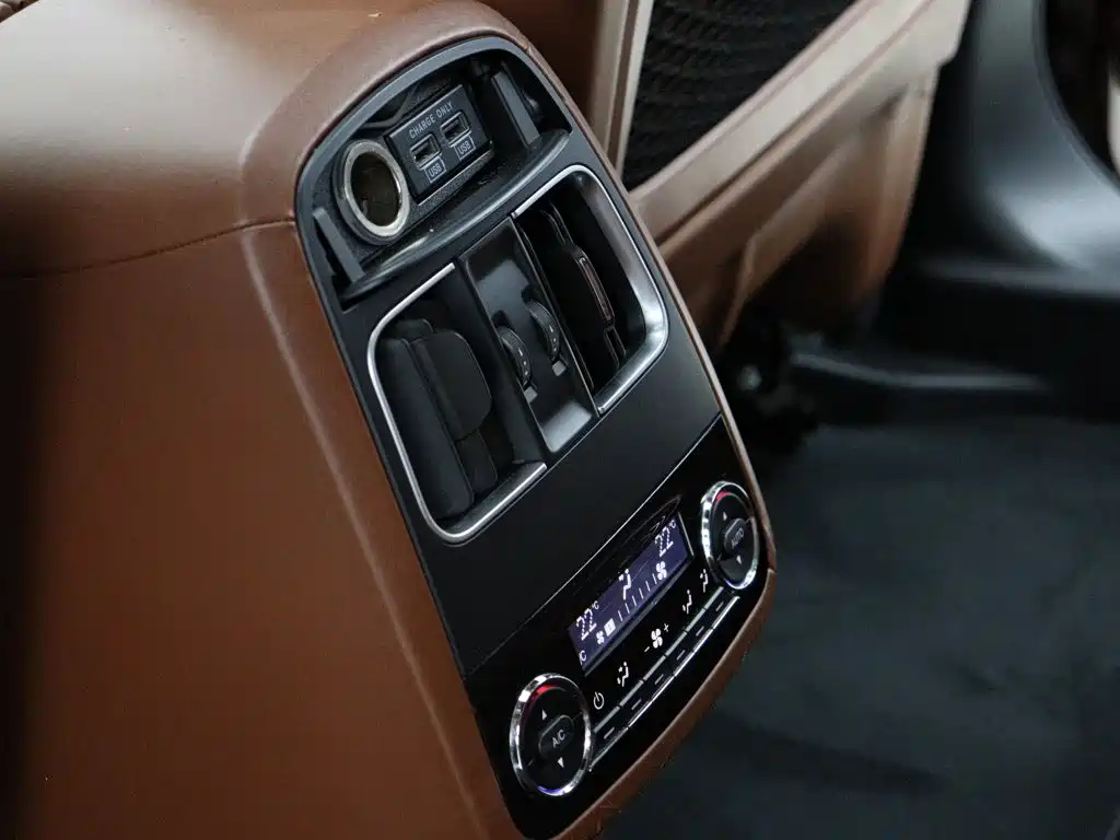 Maserati Levante — миниатюра 10