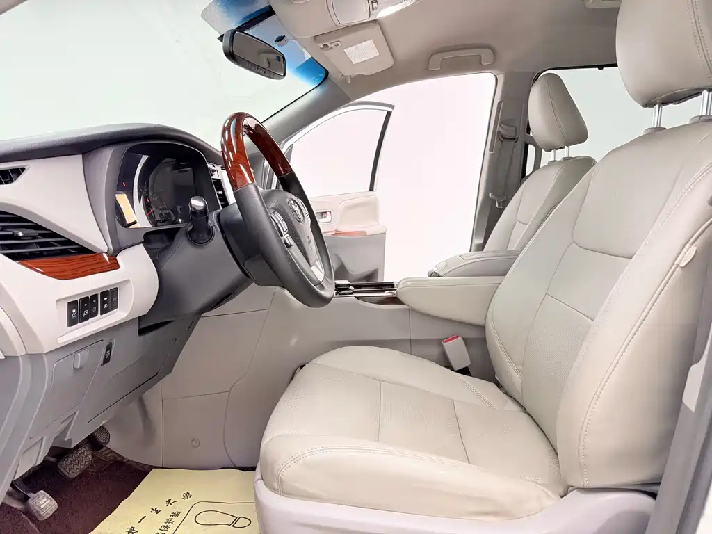 Toyota Sienna 2017 3.5L