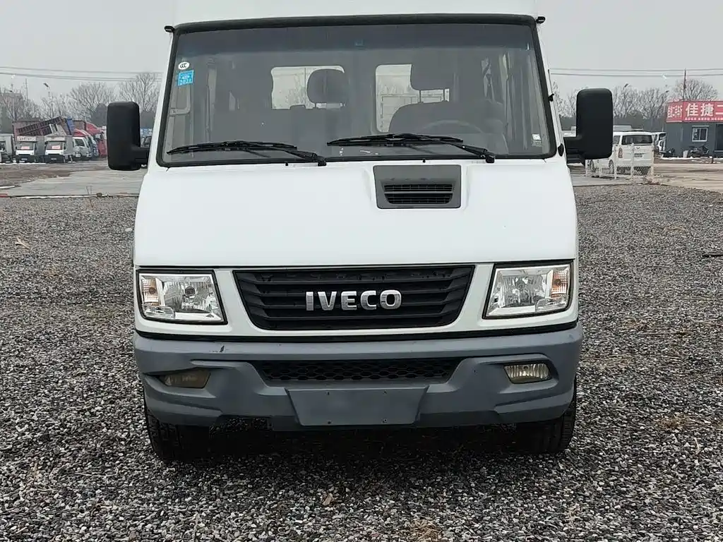 IVECO PROUD