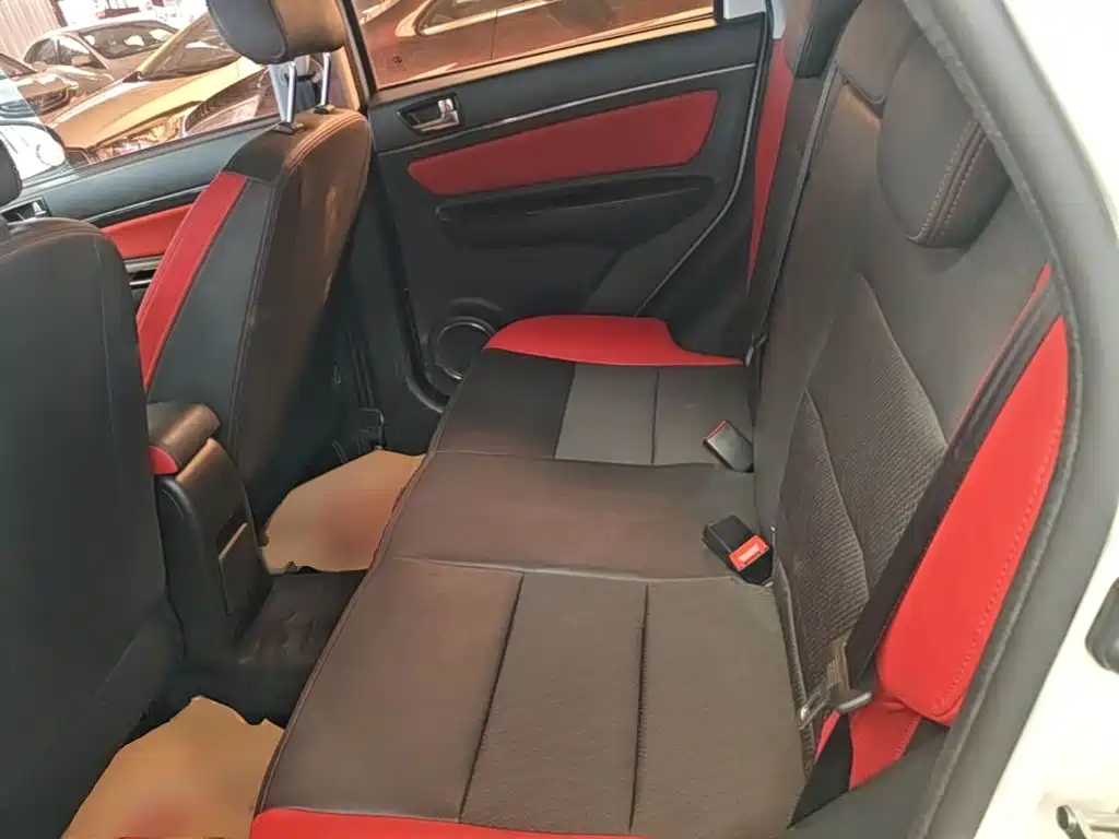 BAIC Senova X25 — миниатюра 17
