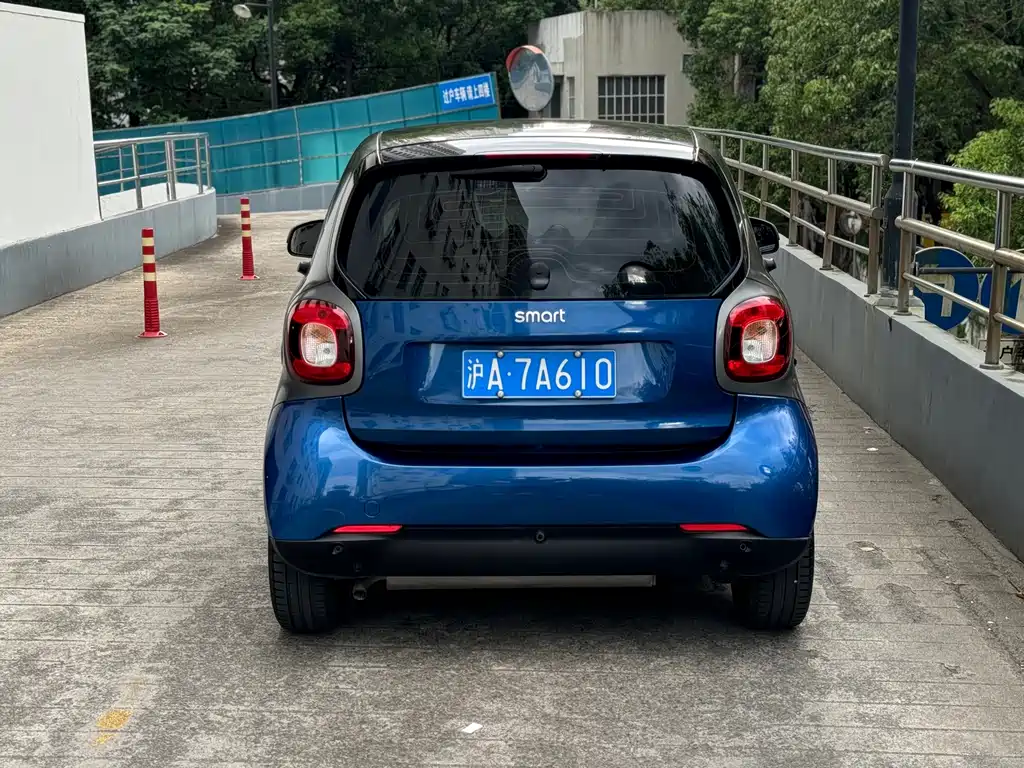 smart Smart Fortwo — миниатюра 5