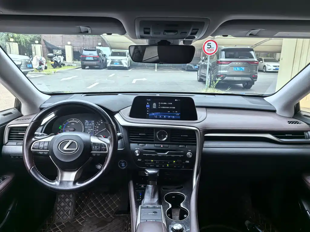 Lexus RX — миниатюра 9
