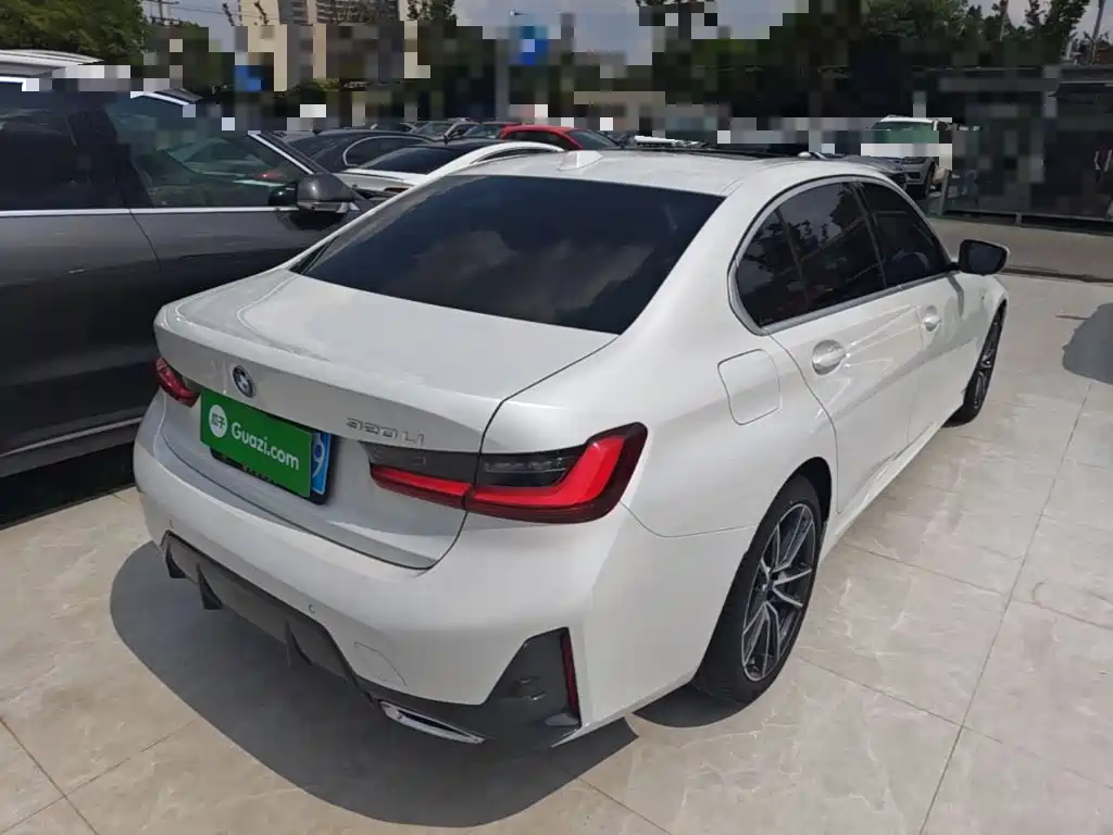 BMW 3 Series — миниатюра 7
