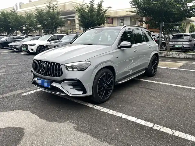 Mercedes-Benz GLE — фото 1