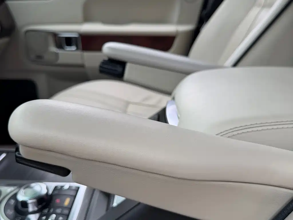 Land Rover Range Rover 2012 5.0 SC V8