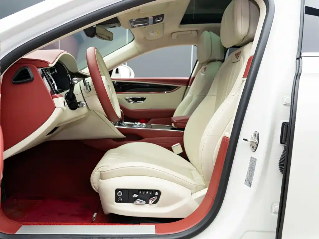 Bentley Flying Spur — миниатюра 9
