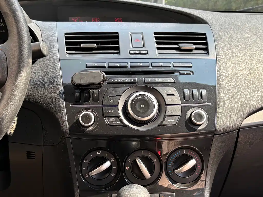 Mazda 3 Xingcheng — миниатюра 13