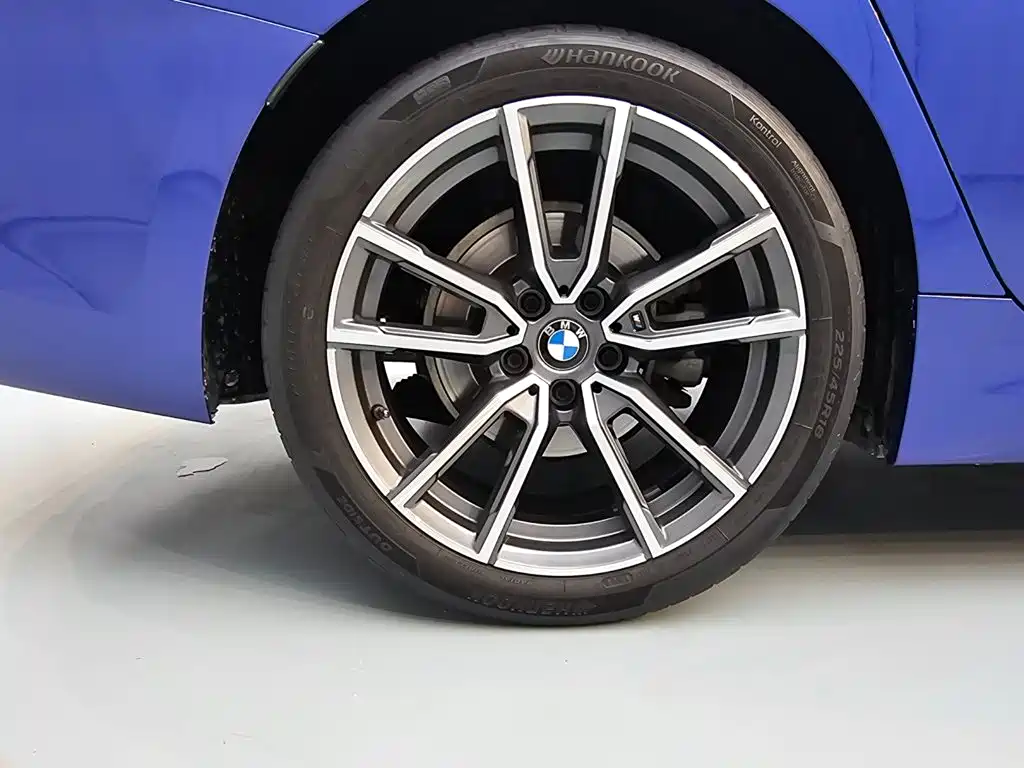 BMW 3 Series — миниатюра 31