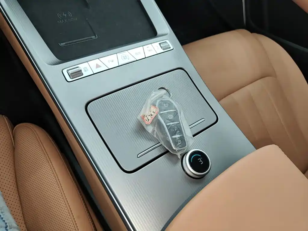 BYD Han L 2025 EV Flagship