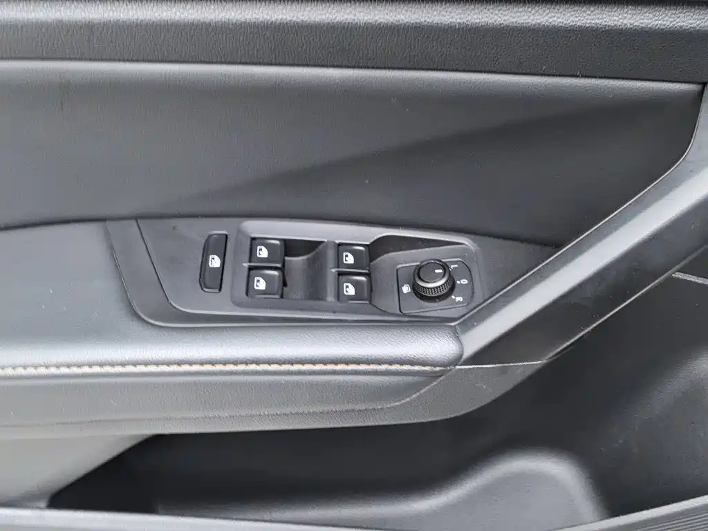 Volkswagen Lavida — миниатюра 9