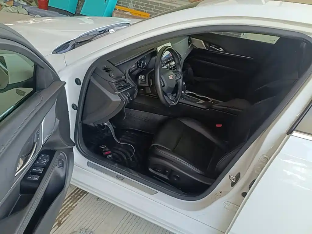 Cadillac CT4 — миниатюра 16