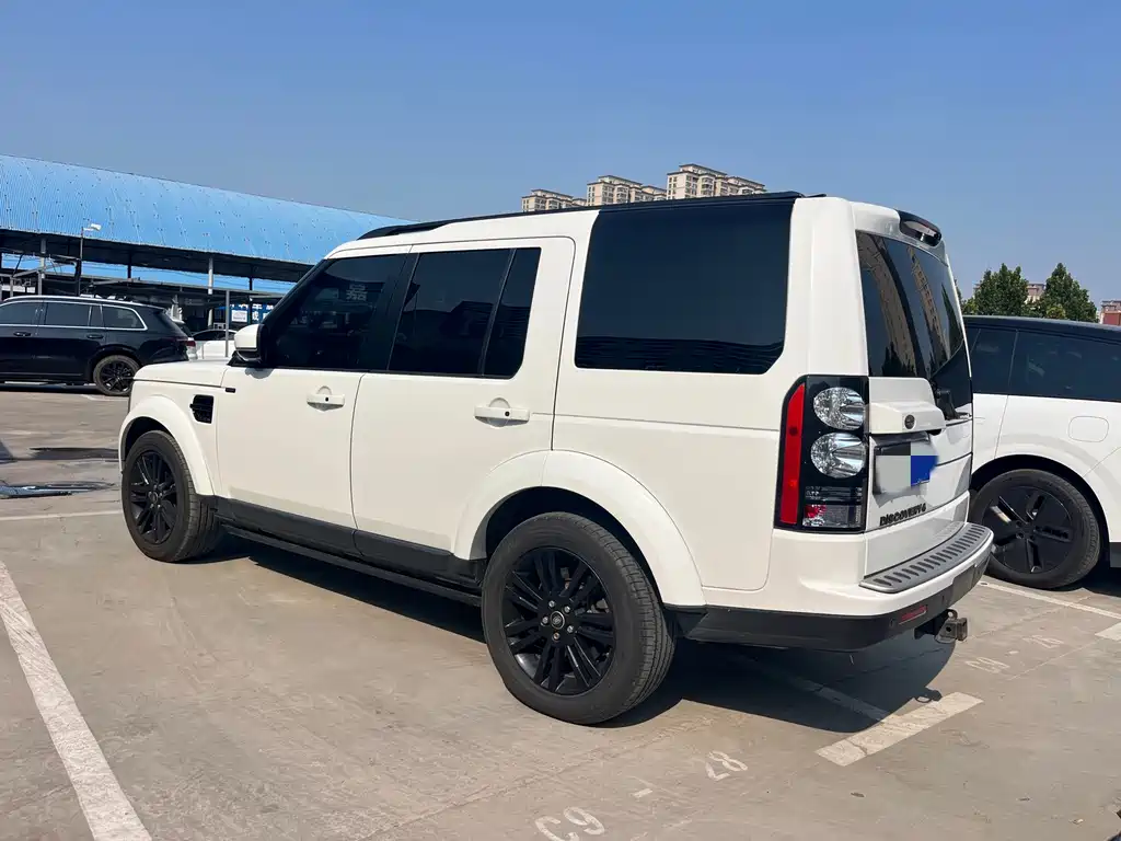 Land Rover Discovery — миниатюра 4