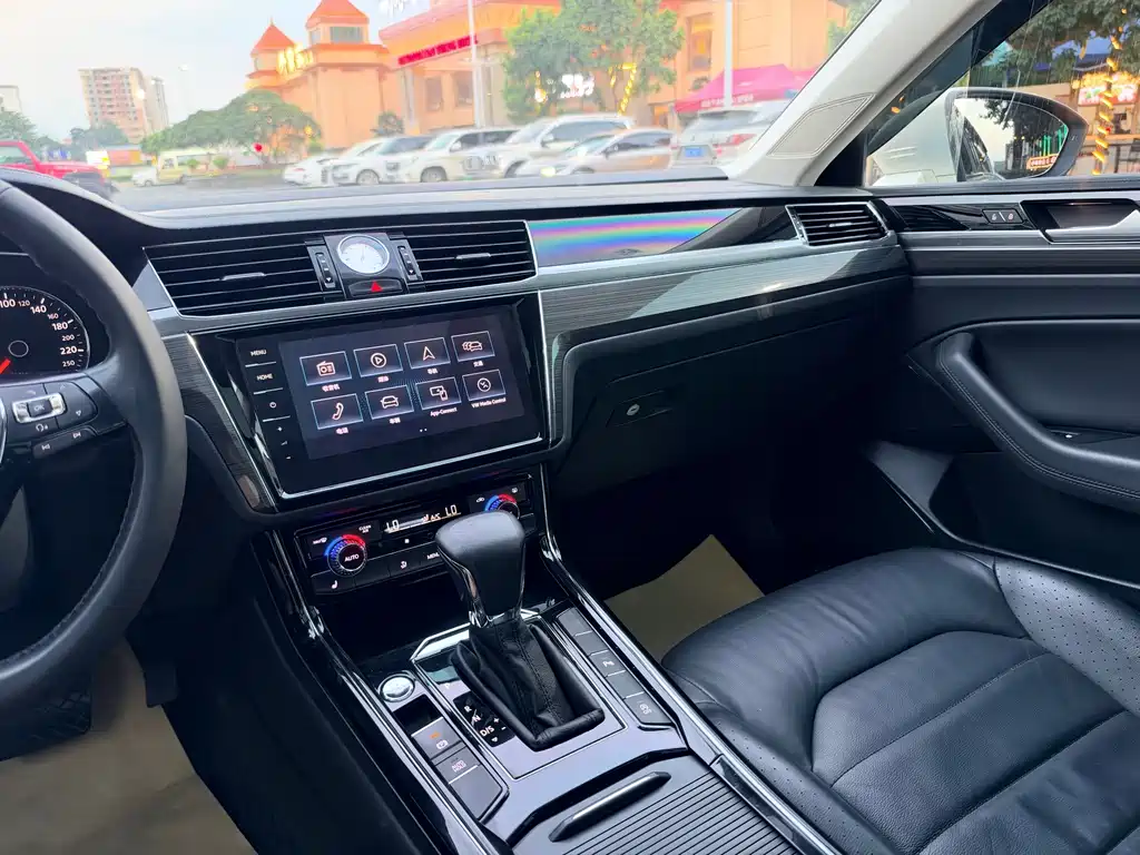 Volkswagen Phideon — миниатюра 16