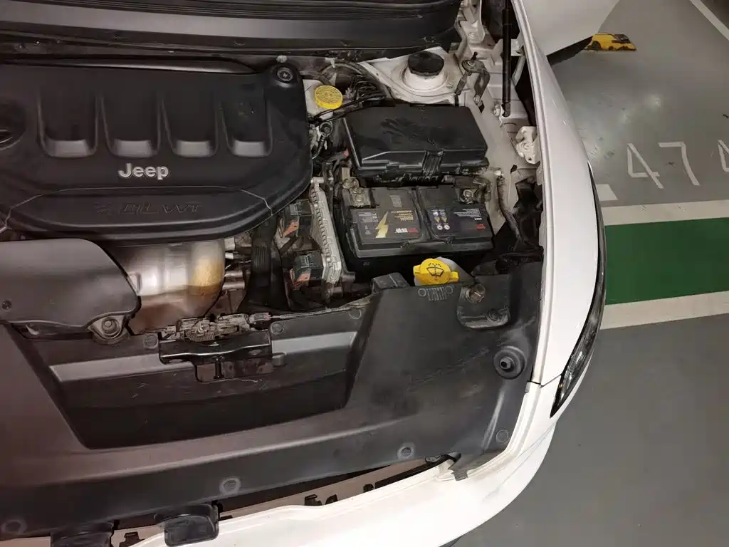 Jeep Cherokee — миниатюра 21