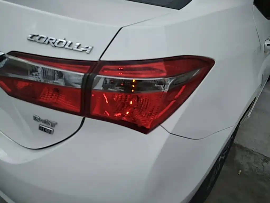 Toyota Corolla — миниатюра 8
