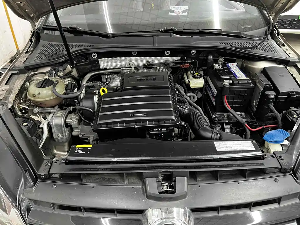 Volkswagen Golf — миниатюра 9