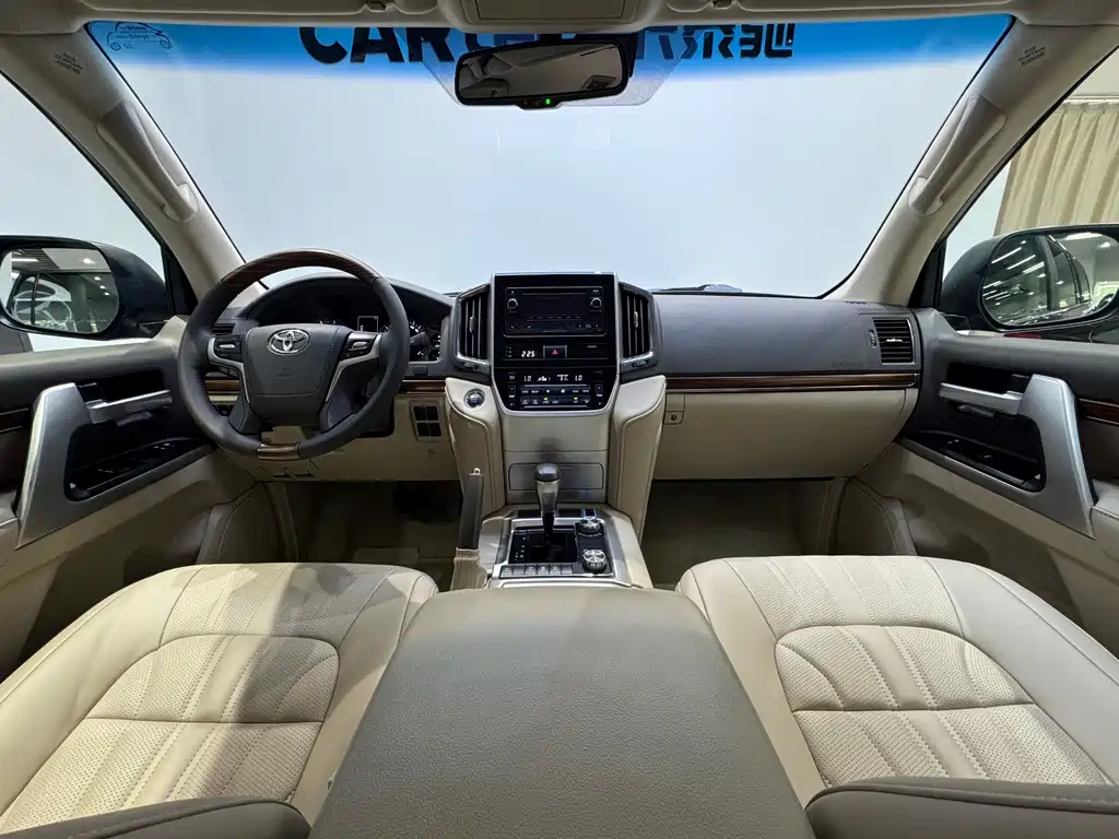 Toyota Land Cruiser — миниатюра 14