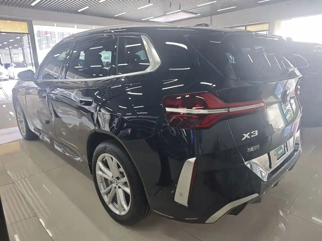 BMW X3 2025 xDrive25L Luxury