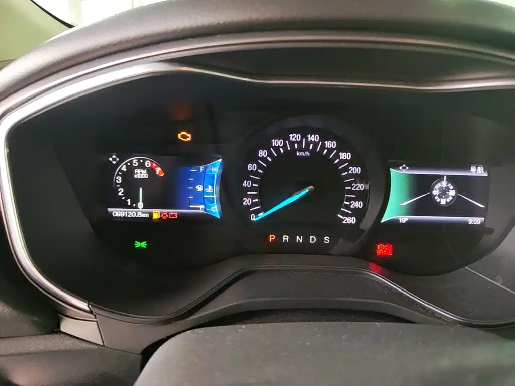 Ford Mondeo — миниатюра 12