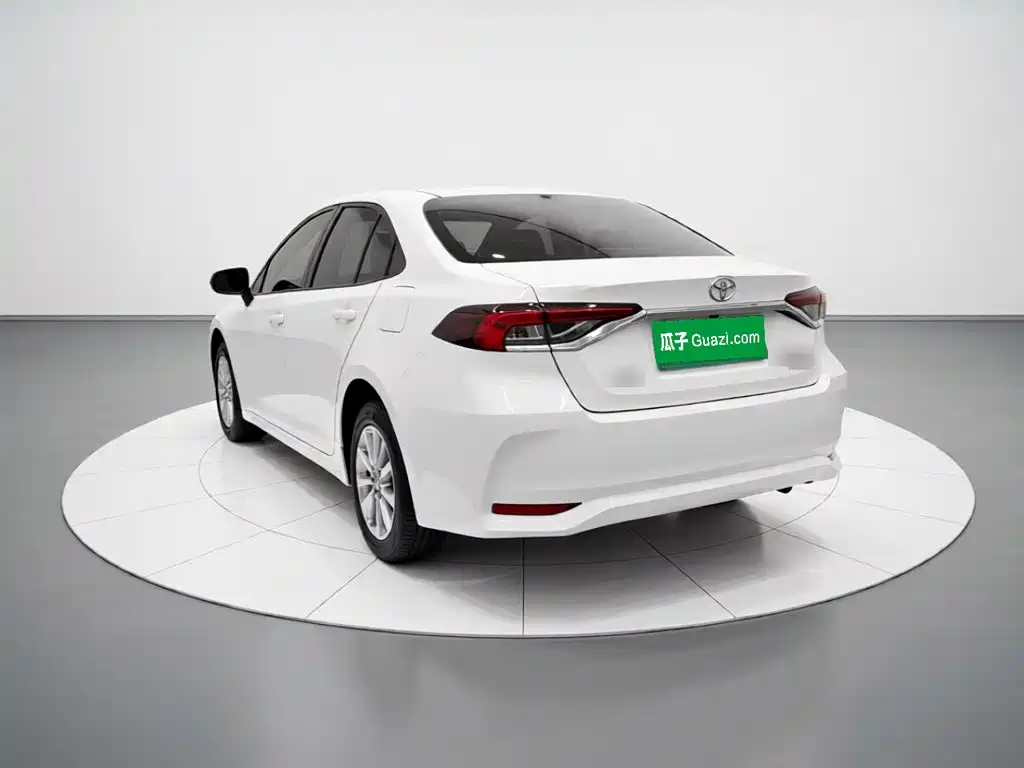 Toyota Corolla — миниатюра 4