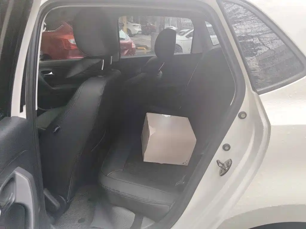 Volkswagen Polo — миниатюра 18