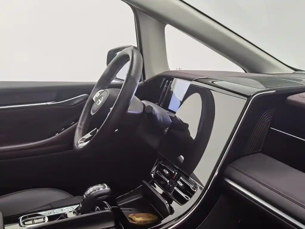 GAC Motor Trumpchi M8 — миниатюра 22