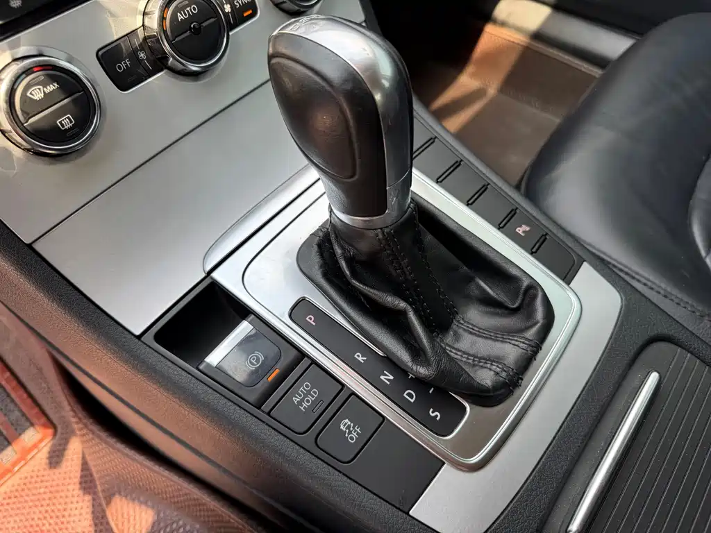 Volkswagen Magotan — миниатюра 12