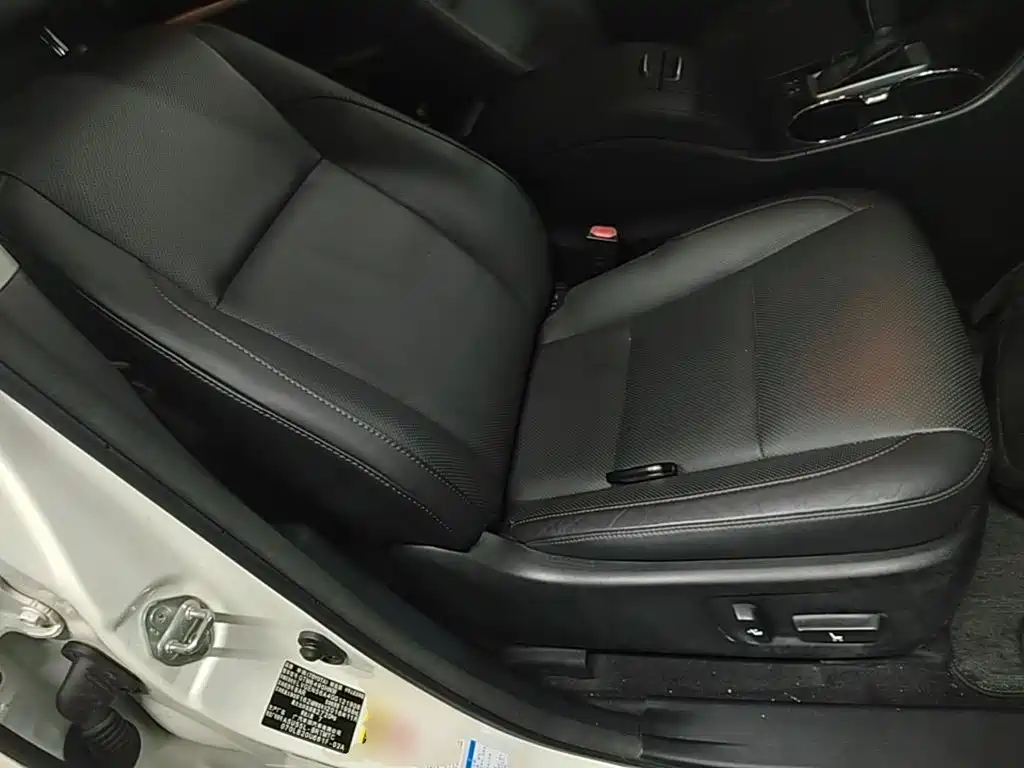 Toyota Highlander — миниатюра 25