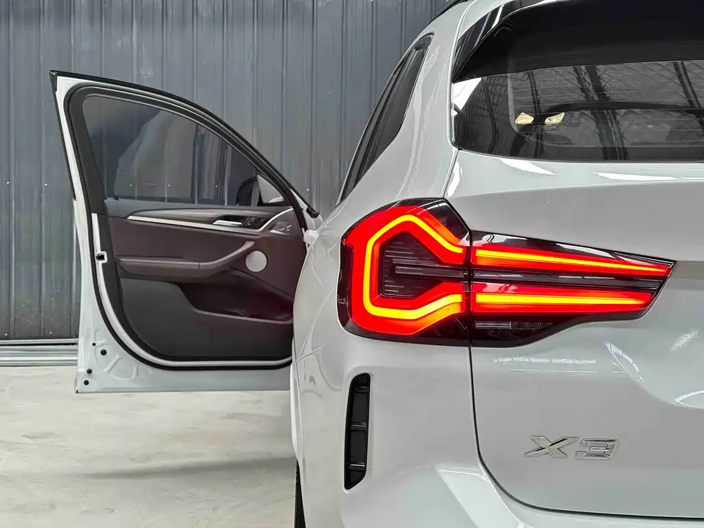 BMW X3 — миниатюра 28