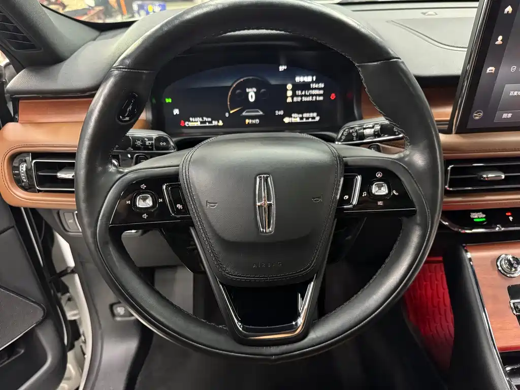 Lincoln Aviator — миниатюра 16