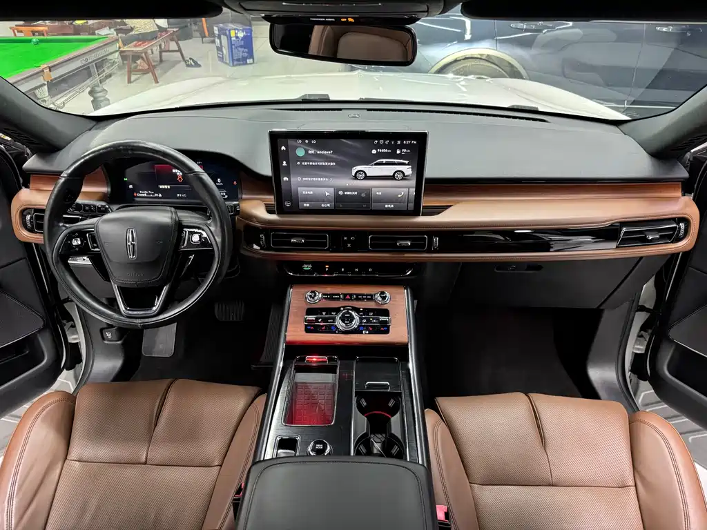 Lincoln Aviator — миниатюра 12