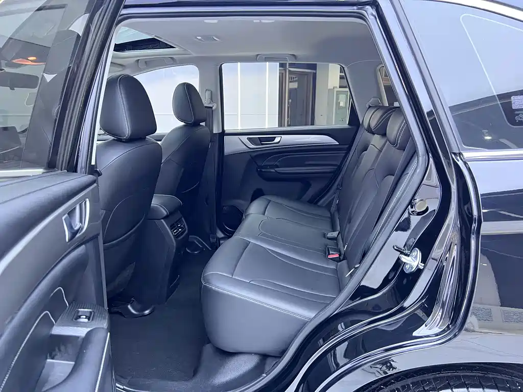 Haval M6 — миниатюра 13