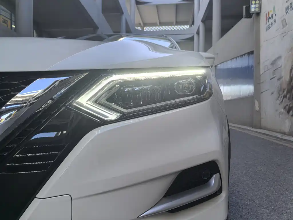 Nissan Qashqai — миниатюра 24