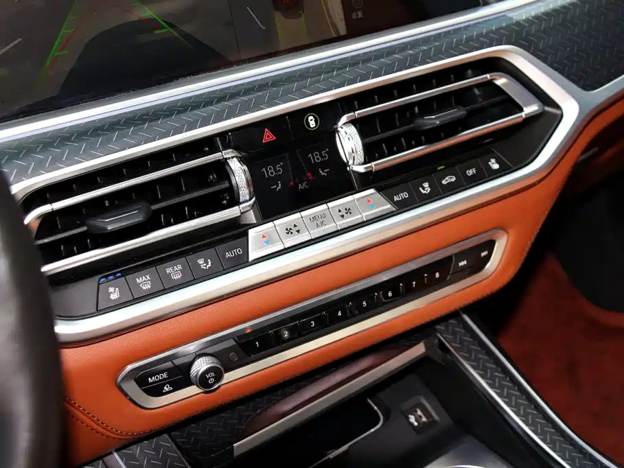 BMW X7 — миниатюра 7