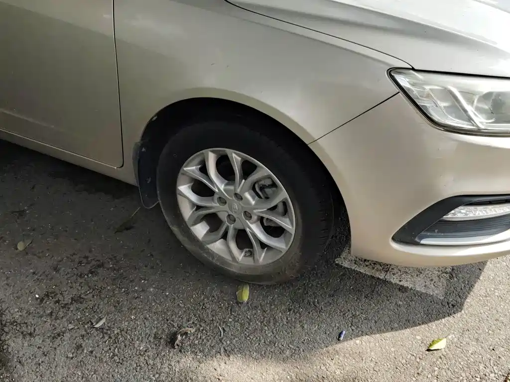 Geely Vision — миниатюра 22
