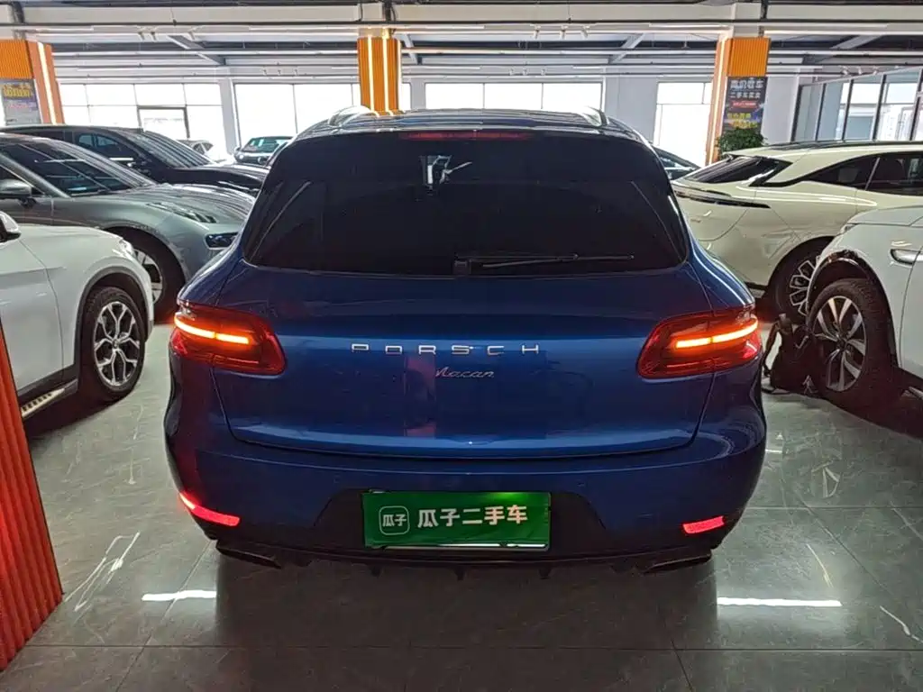 Porsche Macan — миниатюра 6