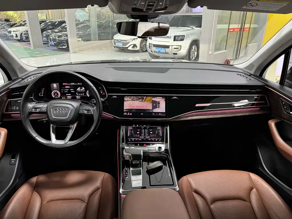 Audi Q7 — миниатюра 5