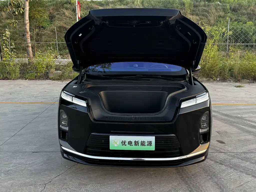 NIO ES8 — миниатюра 14