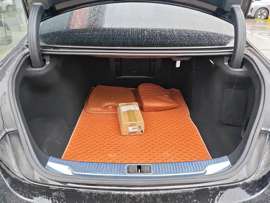 Mercedes-Benz S-Class — миниатюра 4