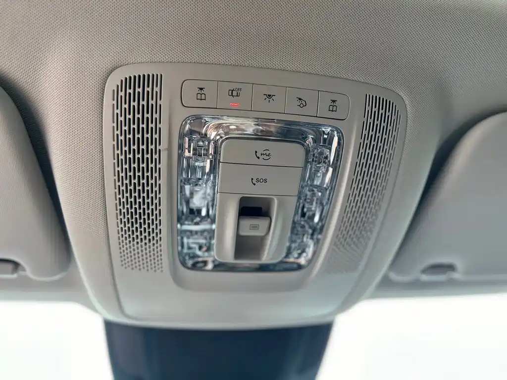 Mercedes-Benz GLS — миниатюра 39