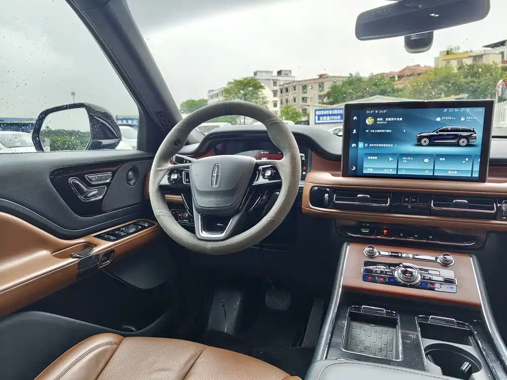 Lincoln Aviator — миниатюра 12