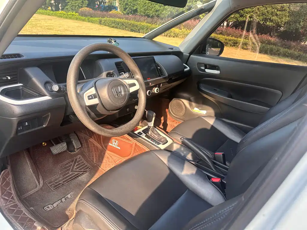 Honda Fit — миниатюра 4