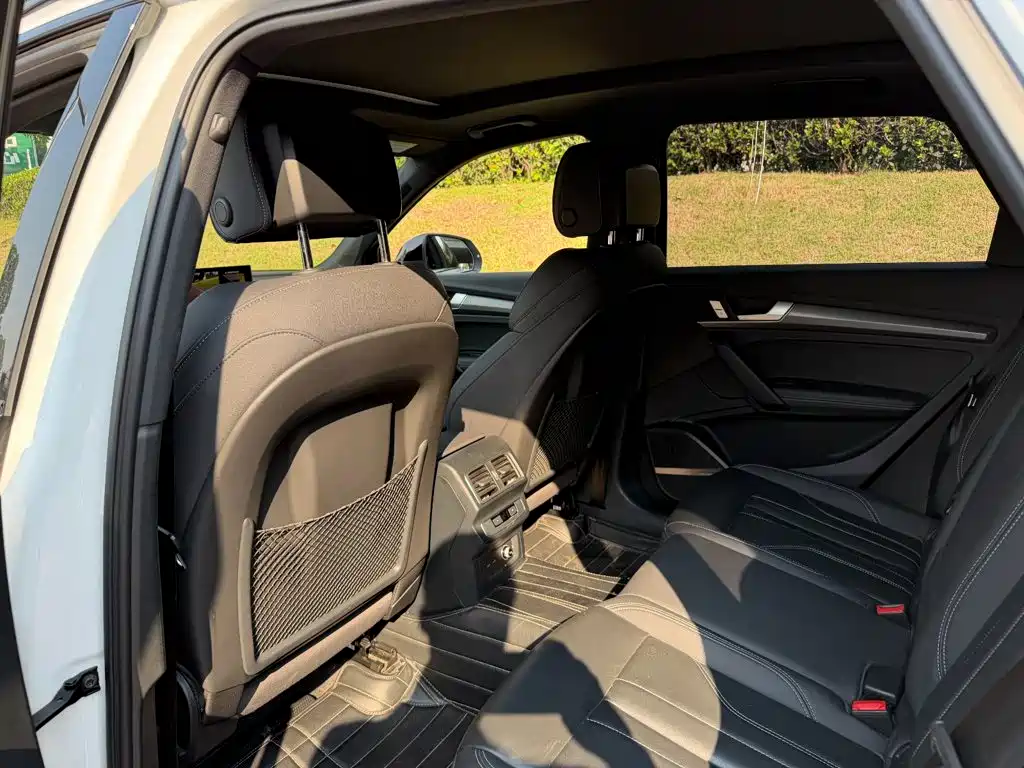 Audi Q5L — миниатюра 11
