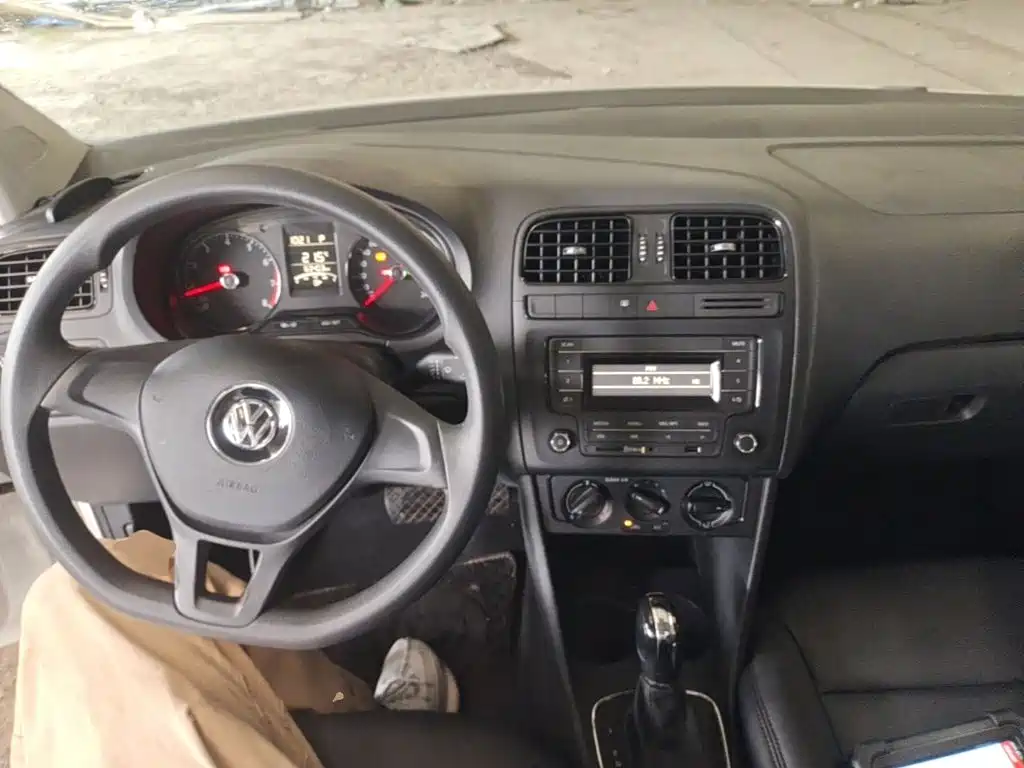 Volkswagen Polo — миниатюра 10