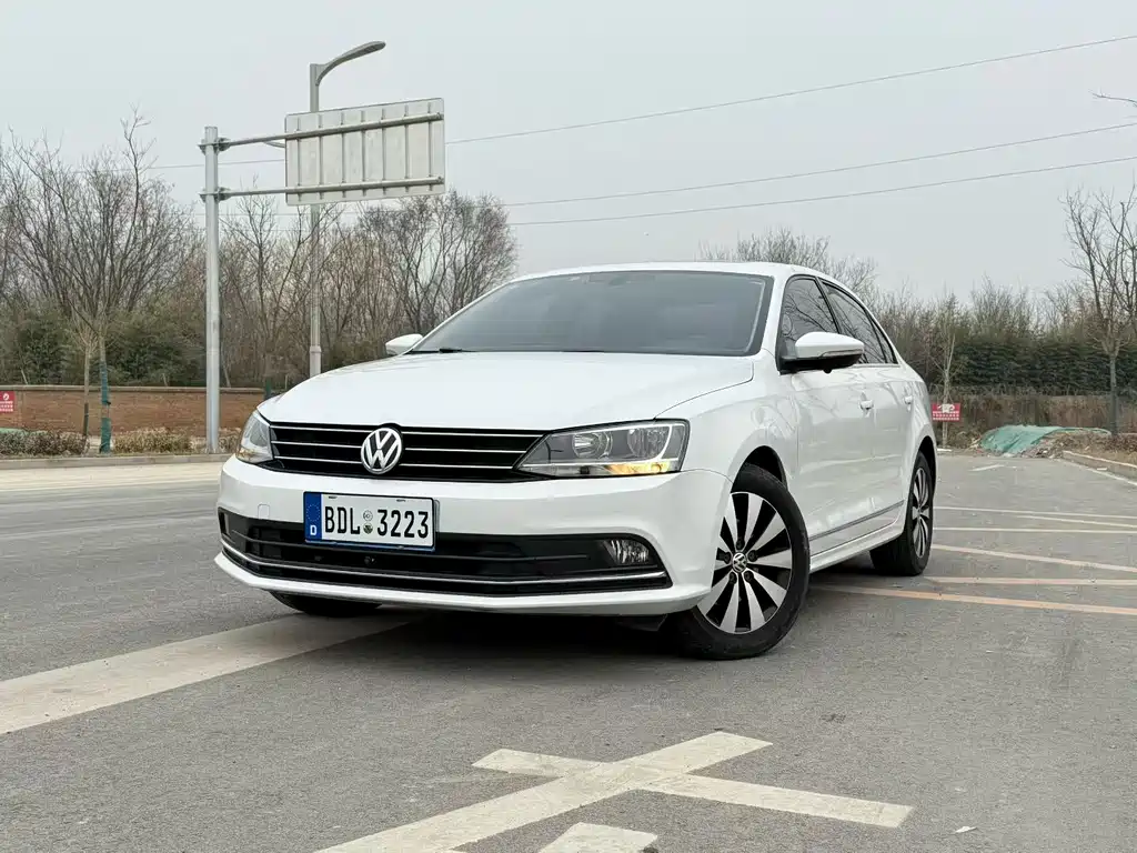 Volkswagen Sagitar 2019
