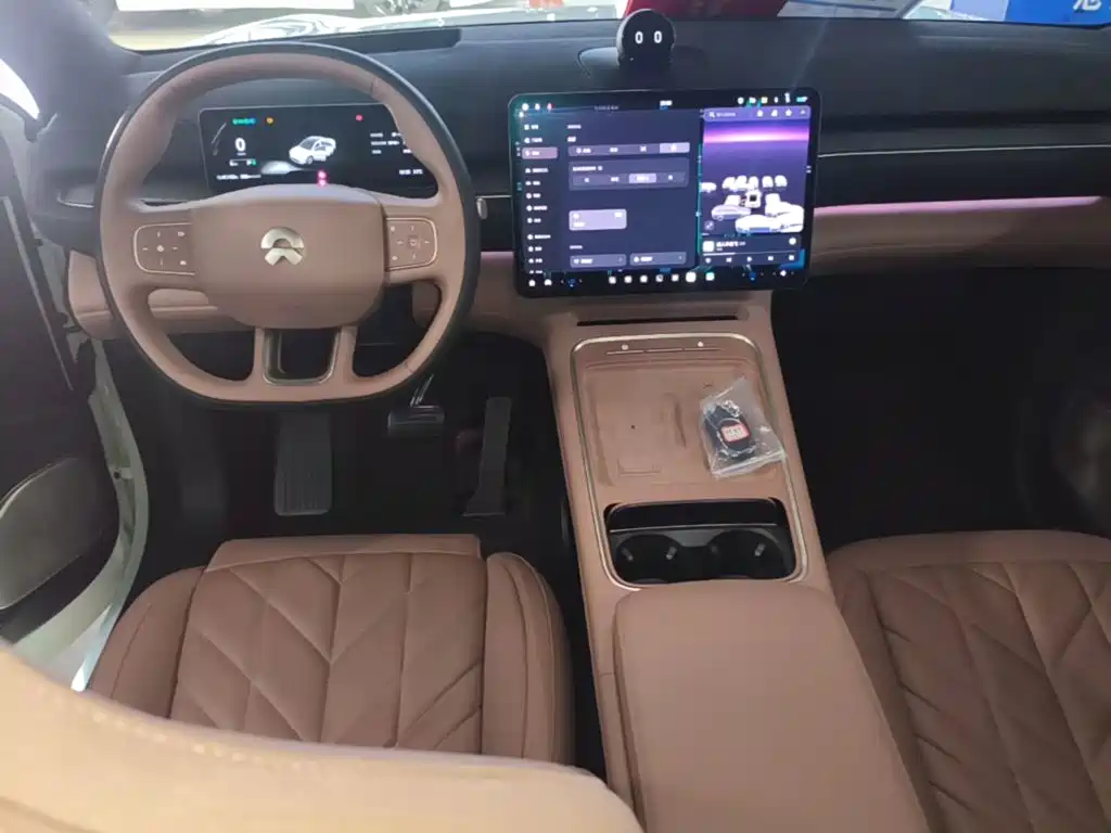 NIO EC6 — миниатюра 10